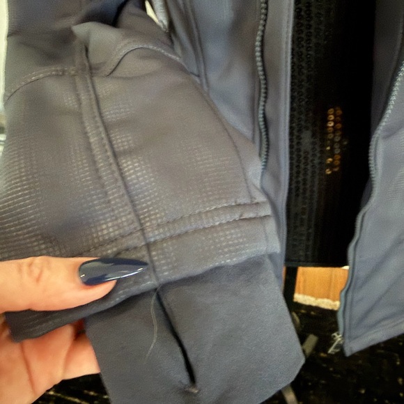 Zella Parka 💗 size S. - Picture 7 of 8